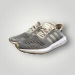 ADIDAS SWIFT RUN - Image 3
