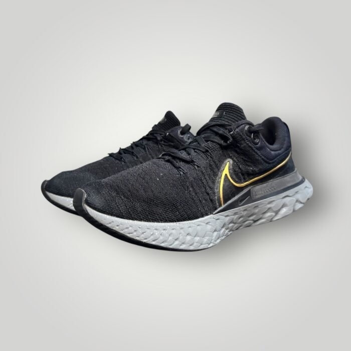 NIKE REACT INFINITY RUN FLYKNIT 2 - Image 3