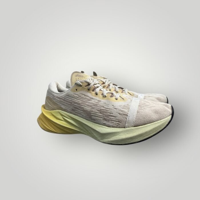 ASICS NOVA BLAST 3 - Image 3