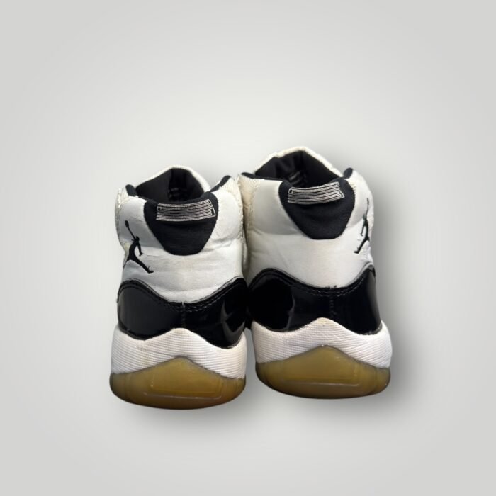 AIR JORDAN 11 RETRO CONCORD - Image 3